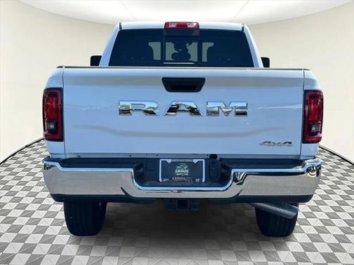 2025 RAM 2500 Tradesman Crew Cab 4x4 6'4' Box