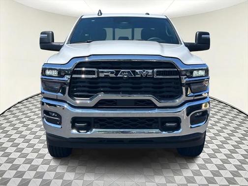 2025 RAM 2500 Tradesman Crew Cab 4x4 6'4' Box