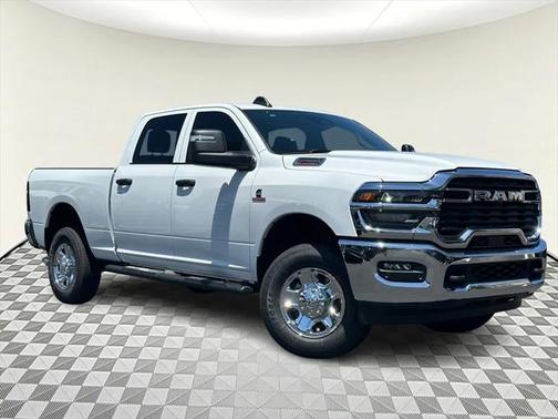 2025 RAM 2500 Tradesman Crew Cab 4x4 6'4' Box