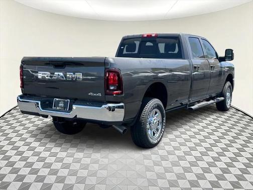 2025 RAM 3500 Tradesman Crew Cab 4x4 8' Box
