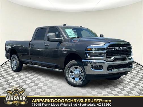 2025 RAM 3500 Tradesman Crew Cab 4x4 8' Box