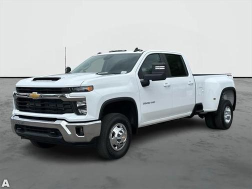 2025 Chevrolet Silverado 3500 LT