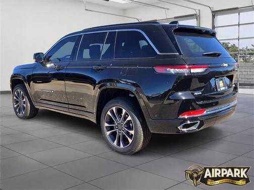 2025 Jeep Grand Cherokee Overland