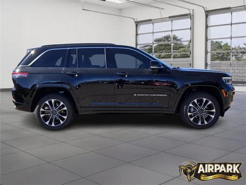 2025 Jeep Grand Cherokee Overland