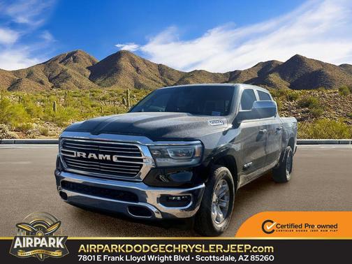 Diamond Black Crystal Pearlcoat 2023 RAM 1500 Laramie