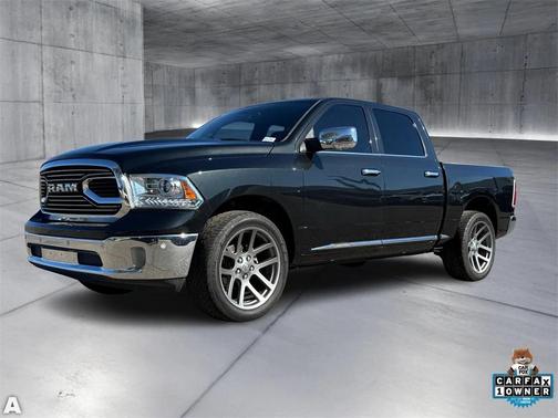 2017 RAM 1500 Limited Crew Cab 4x2 5'7' Box