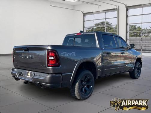 Granite Crystal Metallic Clearcoat 2026 RAM 1500 Big Horn/Lone Star