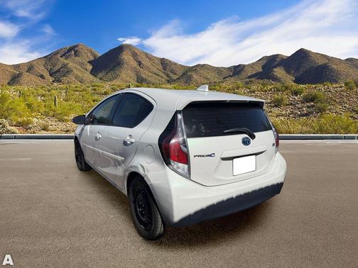 Moonglow 2016 Toyota Prius c Two