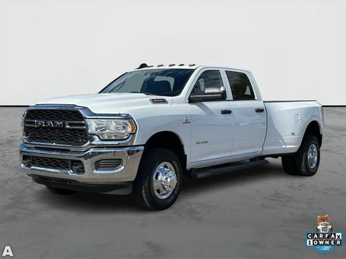 2021 RAM 3500 Tradesman Crew Cab 4x4 8' Box