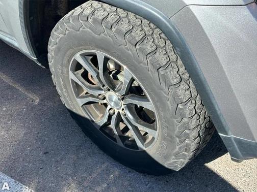 2015 Jeep Grand Cherokee Laredo