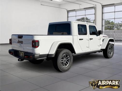 2025 Jeep Gladiator Mojave X