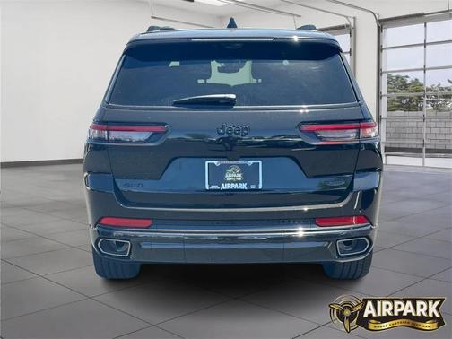 2025 Jeep Grand Cherokee L Summit