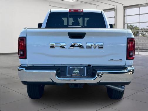 2025 RAM 2500 Tradesman Crew Cab 4x4 6'4' Box