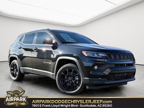 Diamond Black Crystal Pearlcoat 2026 Jeep Compass Latitude