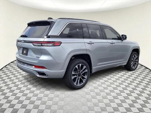 2025 Jeep Grand Cherokee Overland