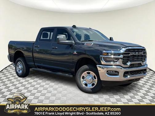 2025 RAM 2500 Tradesman Crew Cab 4x4 6'4' Box