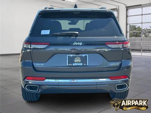 2025 Jeep Grand Cherokee Overland