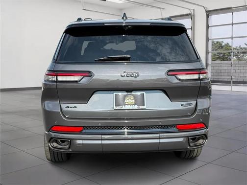 2025 Jeep Grand Cherokee L Summit Reserve
