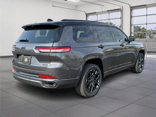 2025 Jeep Grand Cherokee L Summit Reserve