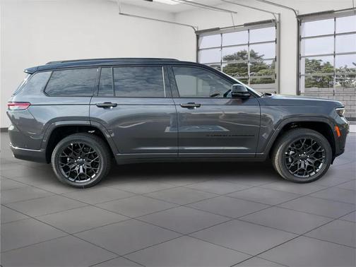 2025 Jeep Grand Cherokee L Summit Reserve