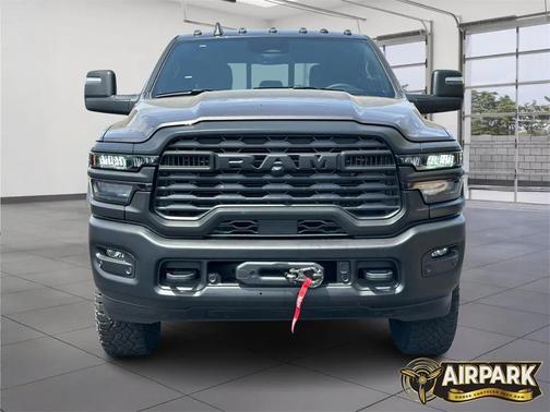 2025 RAM 2500 Tradesman Crew Cab 4x4 6'4' Box