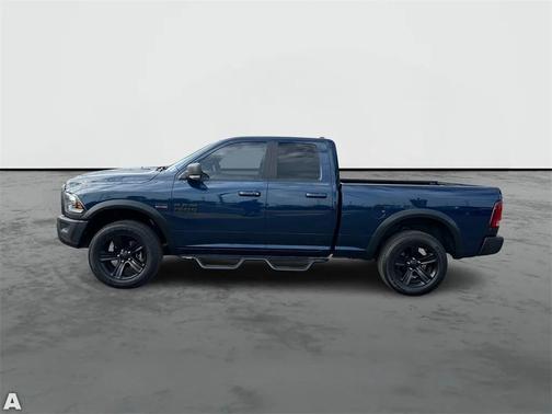 2022 RAM 1500 Classic Warlock Quad Cab 4x4 6'4' Box