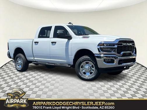 2025 RAM 2500 Tradesman Crew Cab 4x4 6'4' Box