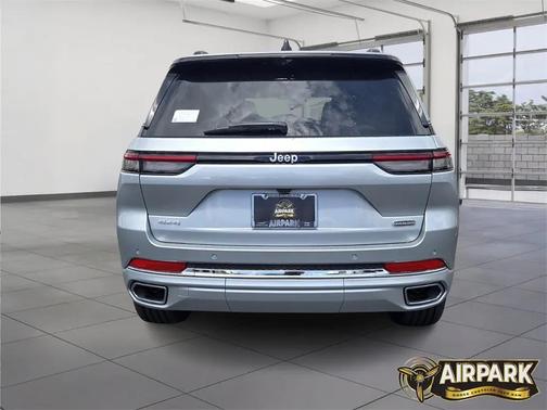 2025 Jeep Grand Cherokee Overland