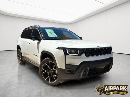 Bright White Clearcoat 2026 Jeep Cherokee Overland