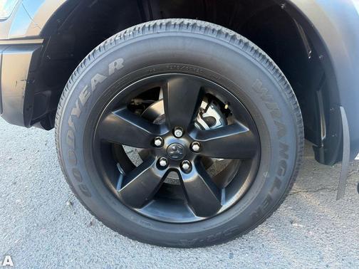 Bright White Clearcoat 2019 RAM 1500 Classic Warlock Quad Cab 4x2 6'4' Box