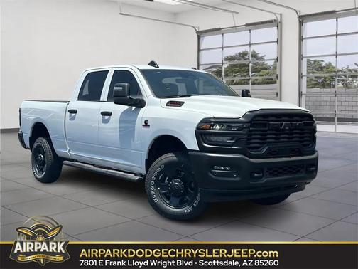 2025 RAM 2500 Tradesman Crew Cab 4x4 6'4' Box