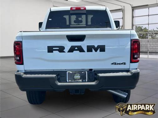2025 RAM 2500 Tradesman Crew Cab 4x4 6'4' Box