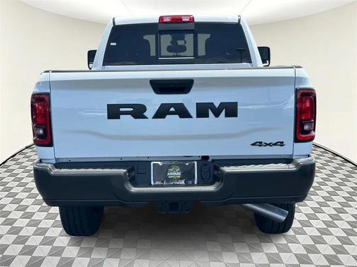 2025 RAM 2500 Tradesman Crew Cab 4x4 6'4' Box
