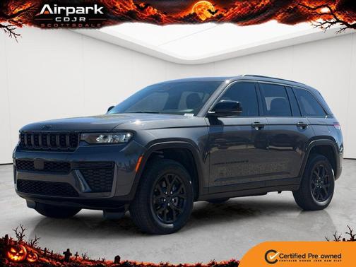 Baltic Gray Metallic Clearcoat 2026 Jeep Grand Cherokee Altitude