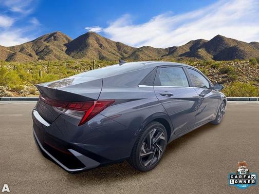Ecotronic Gray 2024 Hyundai ELANTRA SEL