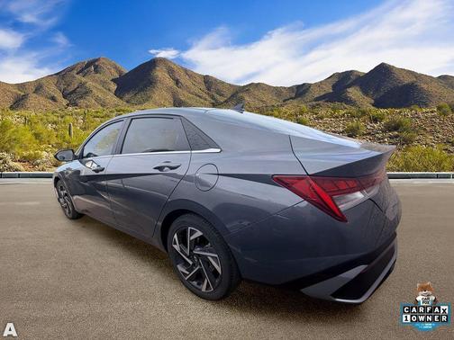 Ecotronic Gray 2024 Hyundai ELANTRA SEL