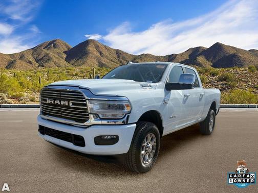 Bright White Clearcoat 2024 RAM 2500 Laramie Crew Cab 4x4 6'4' Box