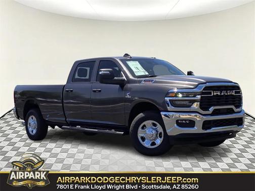2025 RAM 3500 Tradesman Crew Cab 4x2 8' Box