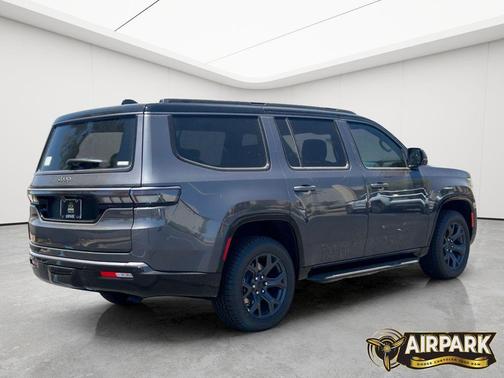 Baltic Gray Metallic Clearcoat 2026 Jeep Grand Wagoneer Upland