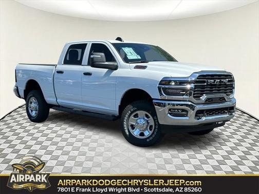 2025 RAM 2500 Tradesman Crew Cab 4x4 6'4' Box