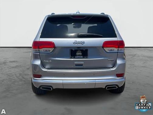 2020 Jeep Grand Cherokee Summit