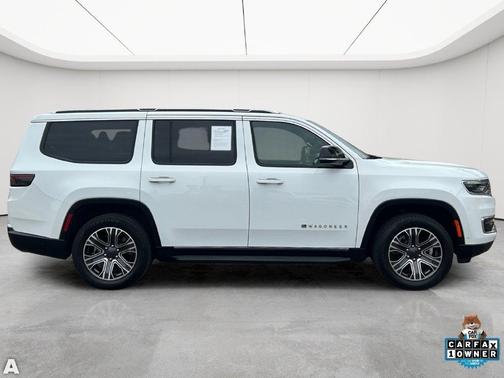 Bright White Clearcoat 2024 Jeep Wagoneer Series II 4x2