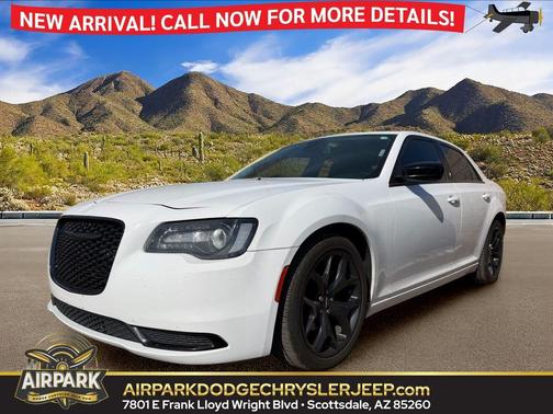 Bright White Clearcoat 2020 Chrysler 300 Touring