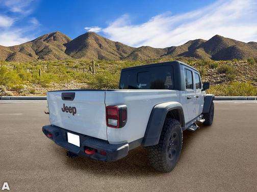 Bright White Clearcoat 2021 Jeep Gladiator Mojave 4x4