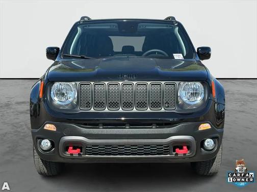 2023 Jeep Renegade Trailhawk