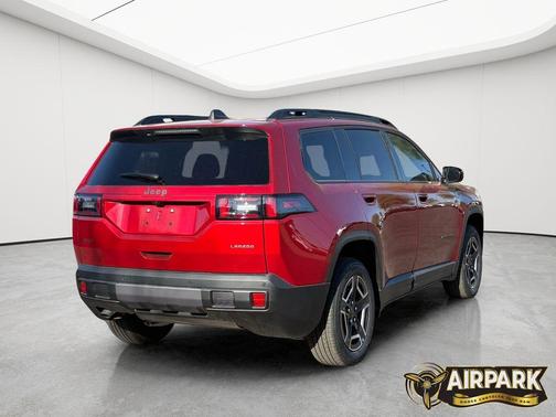 Red Hot Pearlcoat 2026 Jeep Cherokee Limited