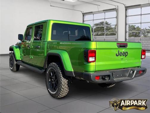 2025 Jeep Gladiator Sport