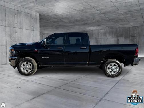 2025 RAM 3500 Big Horn Crew Cab 4x4 6'4' Box