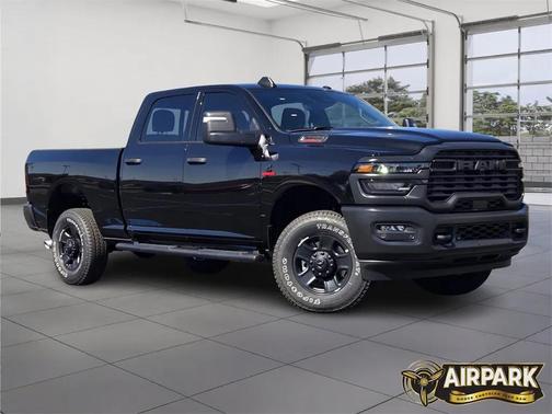 2025 RAM 2500 Tradesman Crew Cab 4x4 6'4' Box