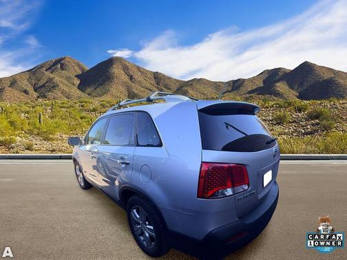 Bright Silver 2012 Kia Sorento EX